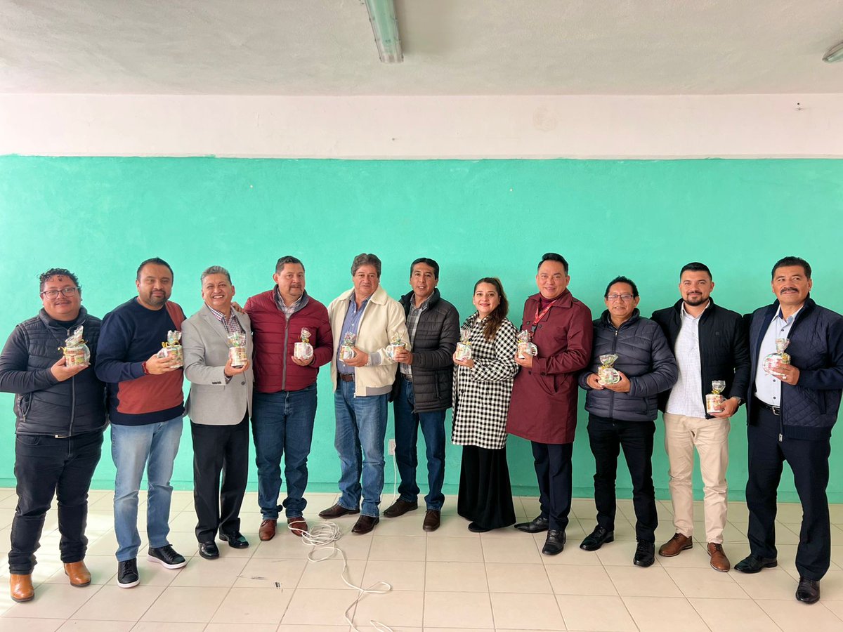 08 de enero. Reunión de Coordinadores de Zona con Subdirector de Telebachillerato Comunitario Región Valle de México.  Atendiendo temas, académico administrativo.