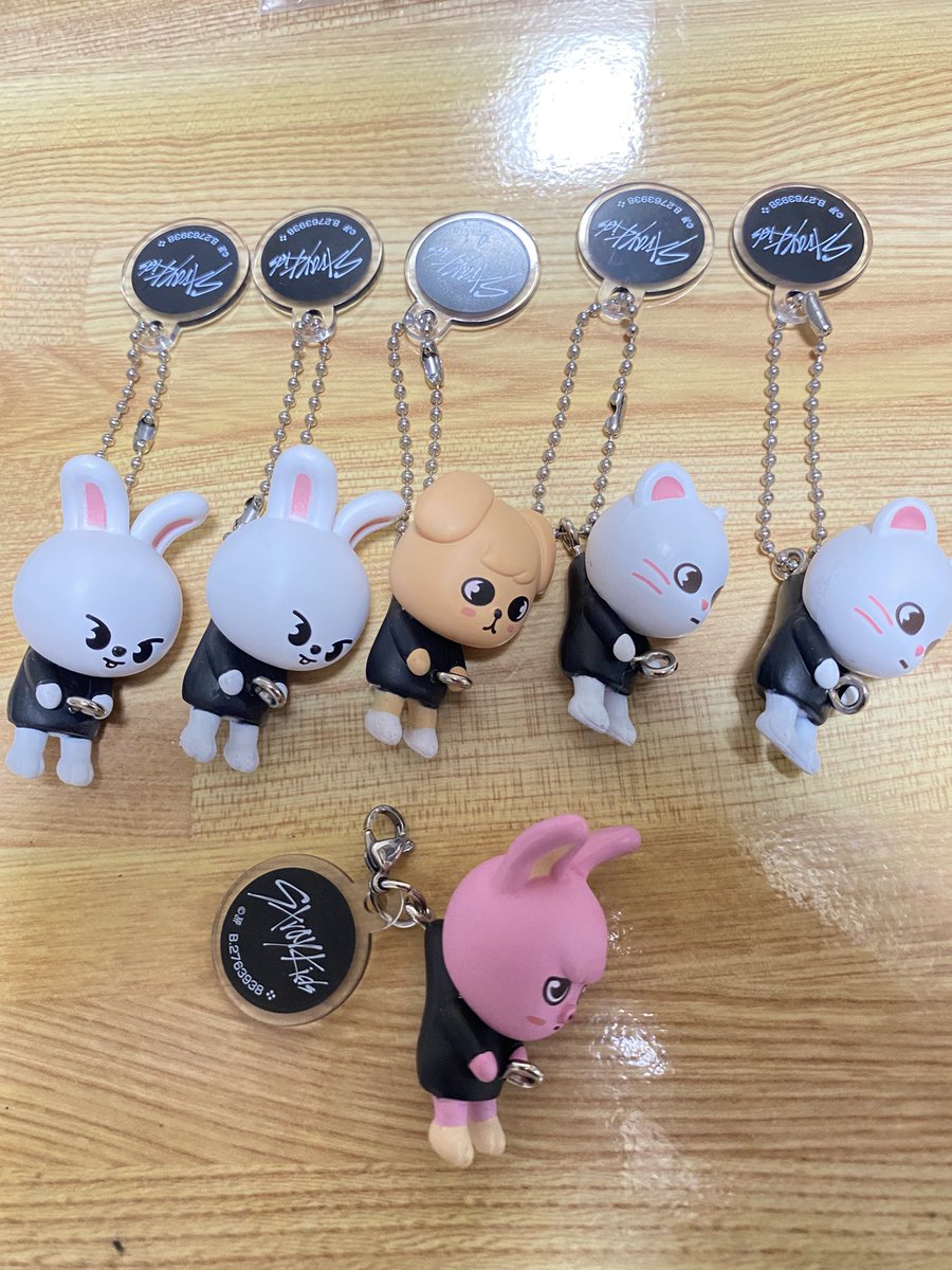 86may29's tweet photo. 求→🦀⛓️🐥

譲→写真のもの

銀座popupにて回しました✨
なぜか⛓️勢ばかりでました笑
素敵なstayさんの元に届きますように💓

都内手渡し🉑✨
まずはリプください💓

#skzooつまんでつなげてますこっと
#スキズガチャ交換
#StrayKids 
#スキズ交換 https://t.co/tKcXPbnXWP