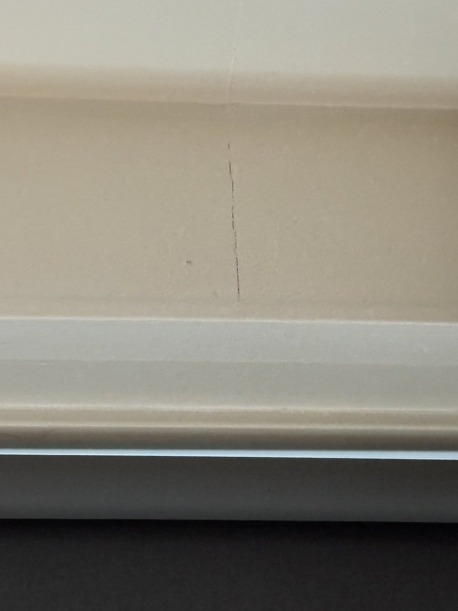Sanniepannie20's tweet photo. Aardbeving vannacht, wederom epicentrum Usquert. Wanneer gaat stichting mijnbouwschade #ims de immateriële schade ook hier volledig toekennen. #usquert #immaterieleschade #aarbeving #stichtingmijmbouw #nijbegun https://t.co/m5IBFF9V3f
