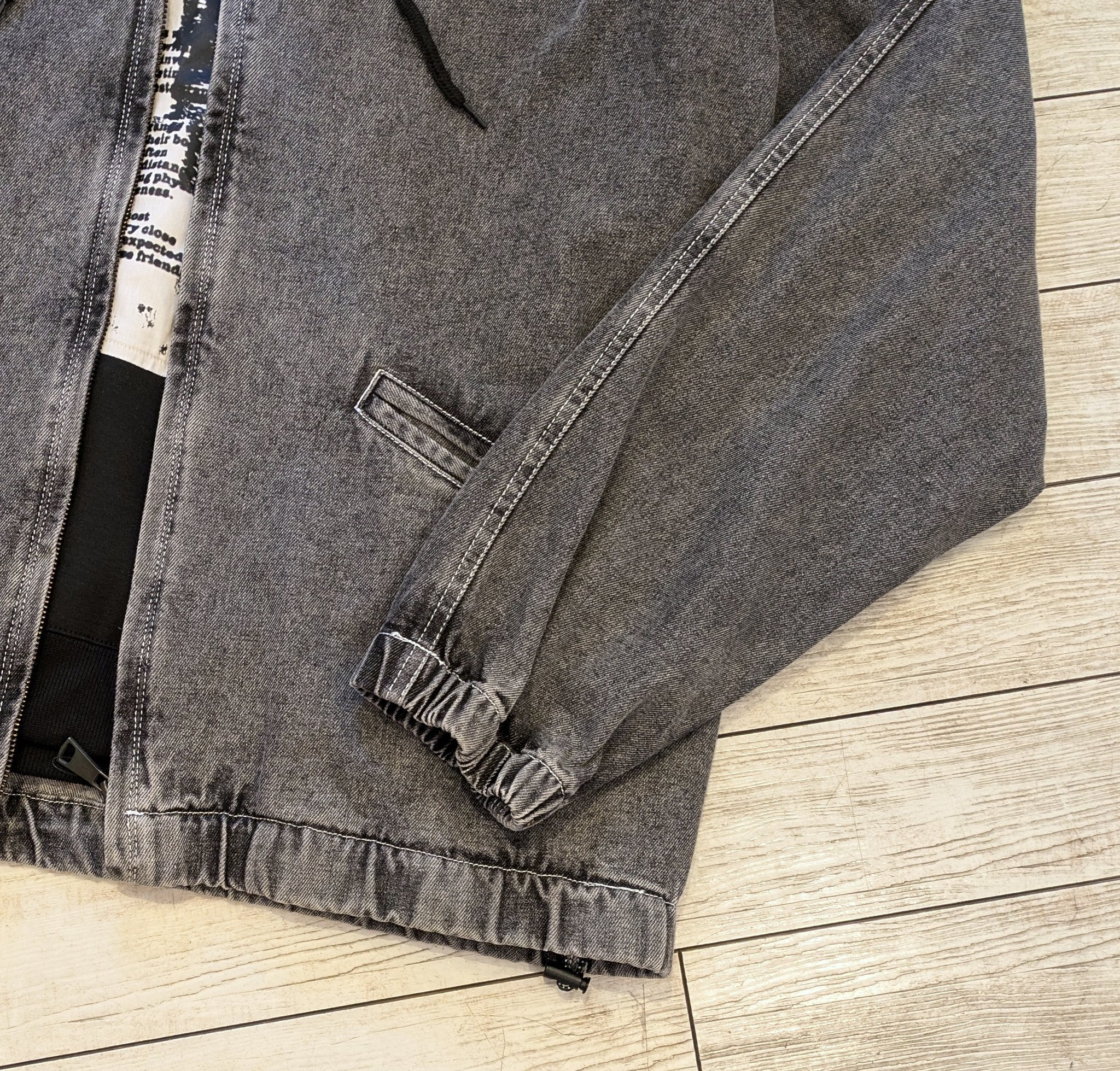 新品⭐︎異素材ドッキングトップス⭐︎定価２３１００円⭐︎デニム✖️ブラック☆送料込み セール】異素材MIXプリーツデニムスカート（スカート）｜antiqua