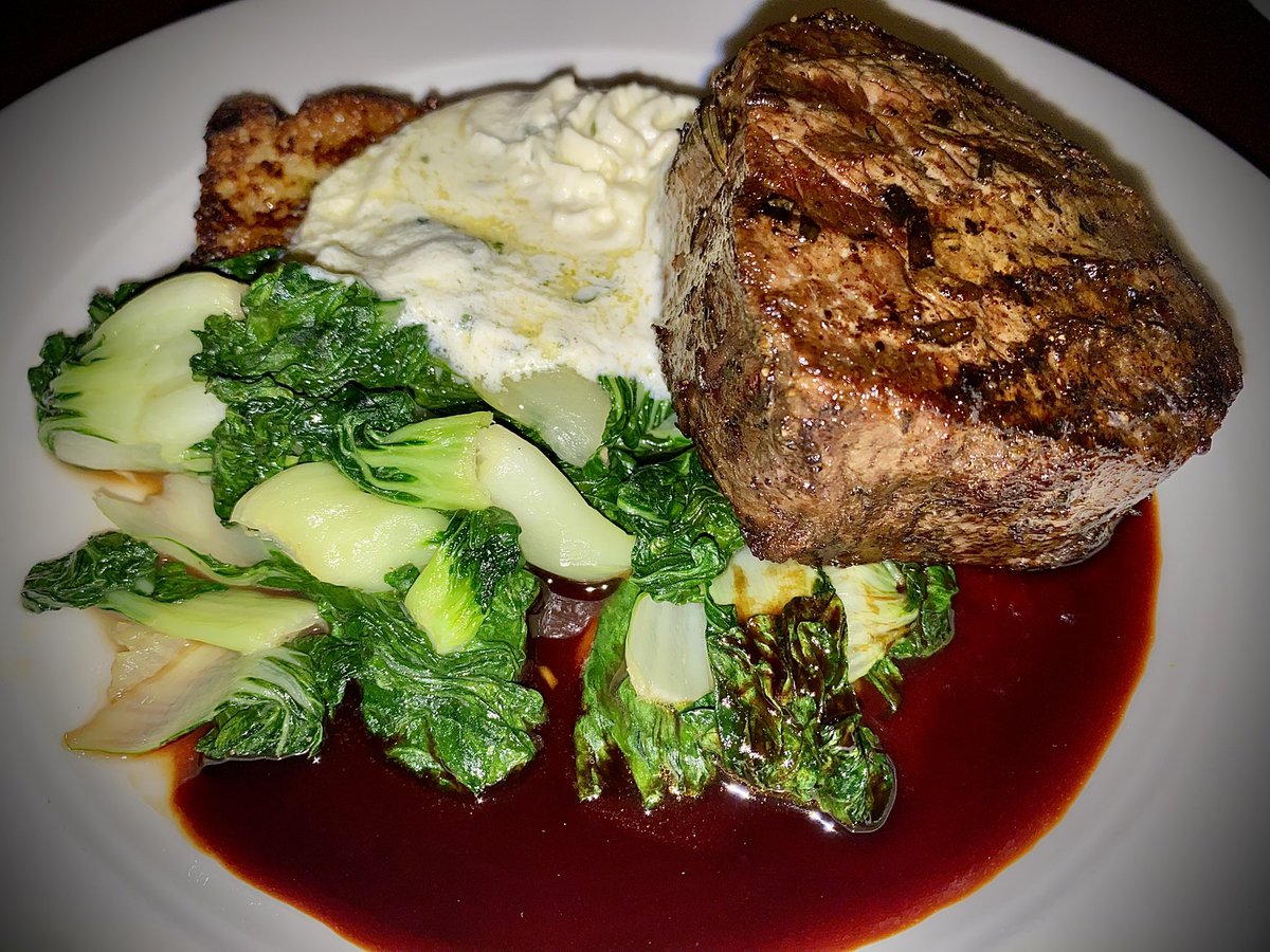 King_____Dre's tweet photo. Delicious. 
at Lemaire Restaurant https://t.co/hBxuR4EqKO