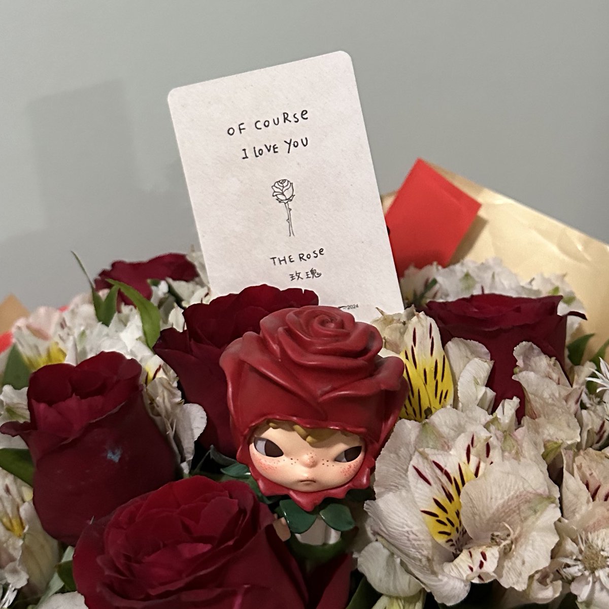 shoupeberri's tweet photo. happy love month *ੈ✩‧₊˚ 🌹💭 https://t.co/Xj8jVDErBk