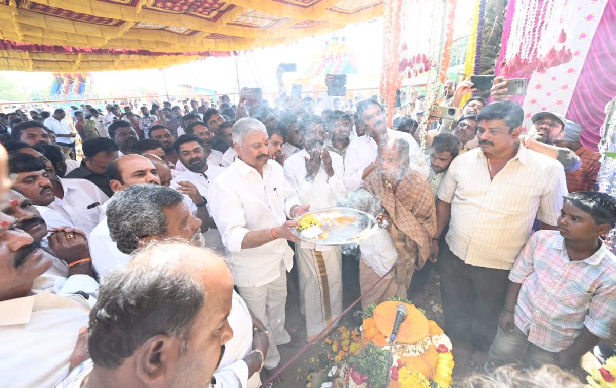 పుంగనూరు నియోజకవర్గం, మసేమ్మ తిరునళ్ళు సందర్భంగా అమ్మవారిని దర్శించుకొని 
     ప్రత్యేక పూజలు నిర్వహించడం జరిగింది.