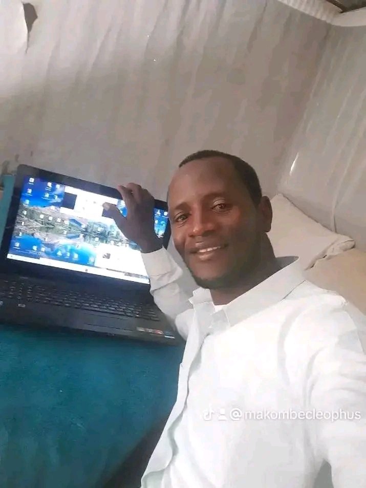 Am look like thos when am at home