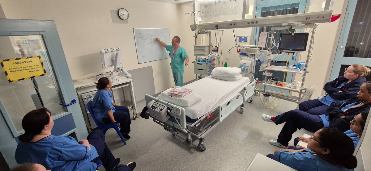AnitaWebst46400's tweet image. Getting some teaching sessions from our ACCP on the nightshift.
Great to get these in-house sessions for all staff when we can. Also some mini nurse-led sessions on haemofiltration, BLS and infusion pumps this week. 
 @AberdeenICUEdu @PaddonHelen 🖊📖