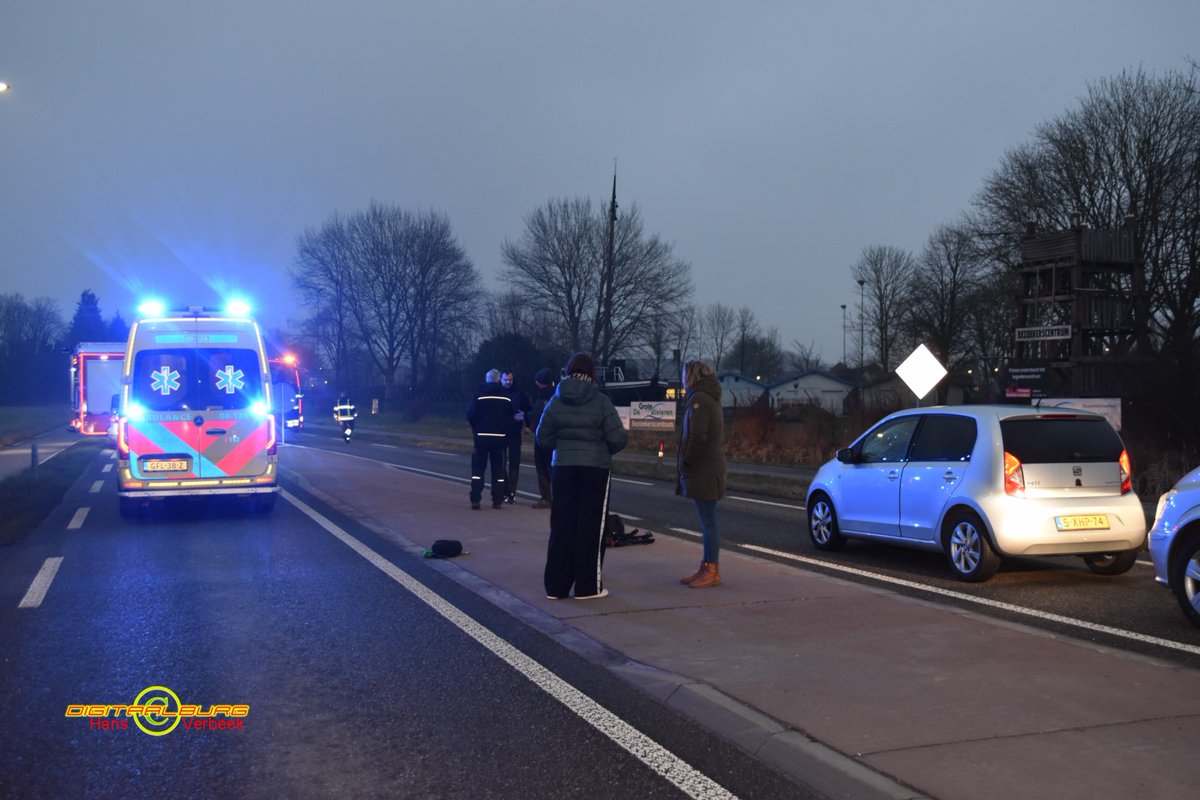 Automobilist aangereden na uitstappen bij botsing