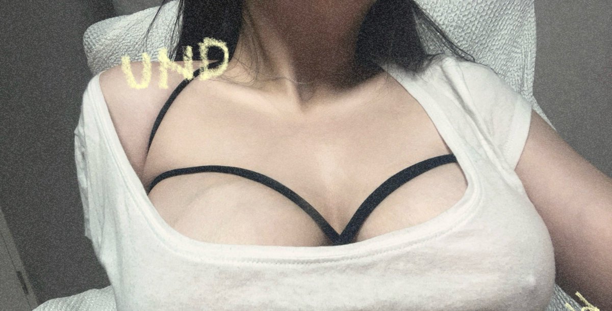 seee (@cclllouudd) on Twitter photo 