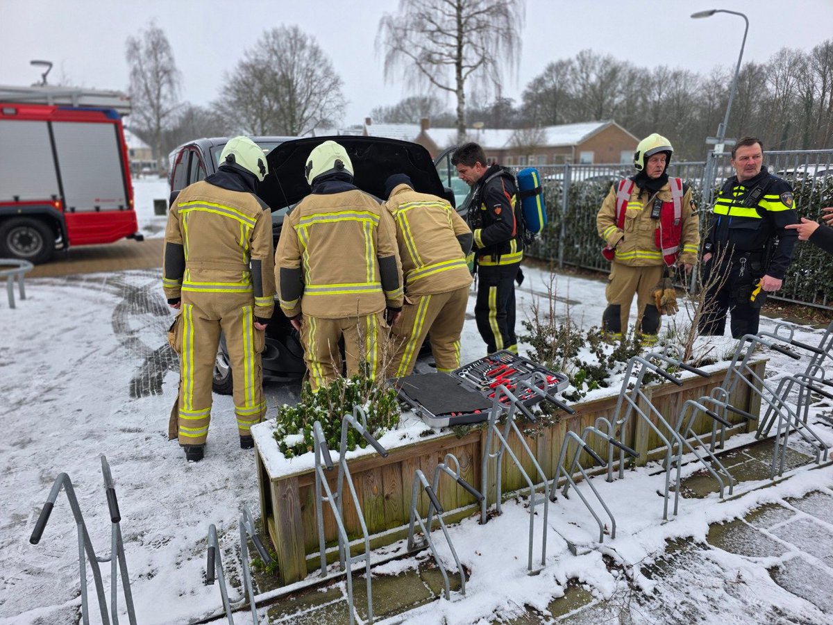 Brand in busje bij kindercentrum