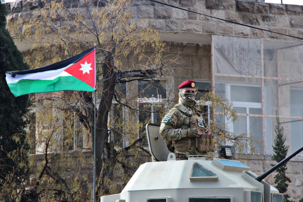 هذا هو الأردني عز وفخر 🇯🇴 طيبة وأصل 🇯🇴
#مع_القائد
