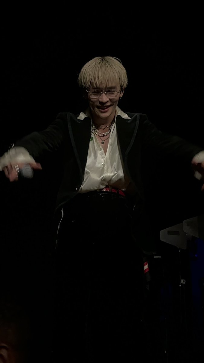 jjhwol's tweet image. HE GETS ME EVERY TIMEEEEEE #PCFinSeattle #RYOGA #PSYCHICFEVER