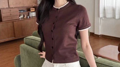 itfeelstory's tweet image. อันนี้จะเป็นลุคที่ดูแพง ดู formal ขึ้นมานิดนึง คือแมชไปทำงานได้ สวยมาก ดูลูกคุณขึ้นมาทันทีอะ ดีไซน์สวยไม่ซ้ำเลย ยังอยู่ในงบ 400 บาท