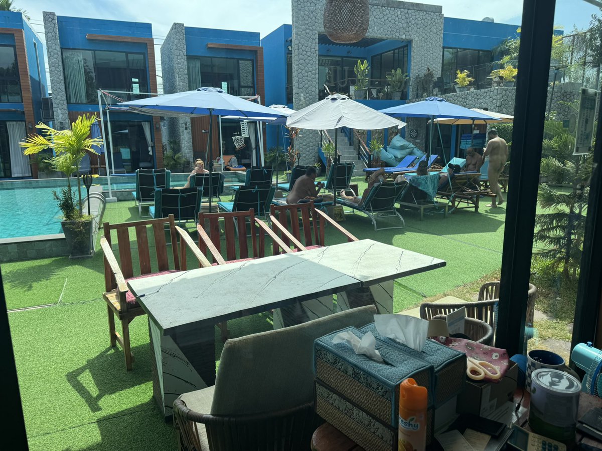 Gelbzitronen tweet media