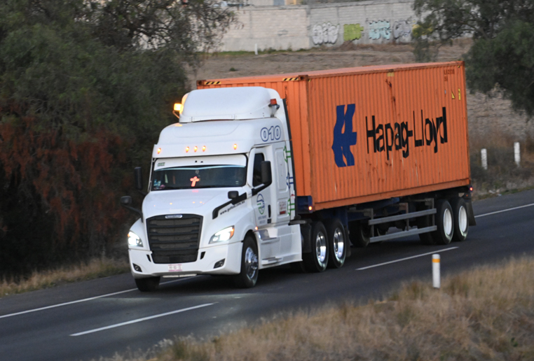 revvialibre's tweet photo. Freightliner nuevamente líder en ventas totales de vehículos pesados https://t.co/ezqThgc2rI #VíaLibre @Anpact @FreightlinerMex @Marce_Barreiro @canacarmexico @Virginia_Olalde @alexosorioc @MiguelOgazon @CANACAR_Sureste @ANTPMexico @CONATRAM https://t.co/kS9rIkymS3
