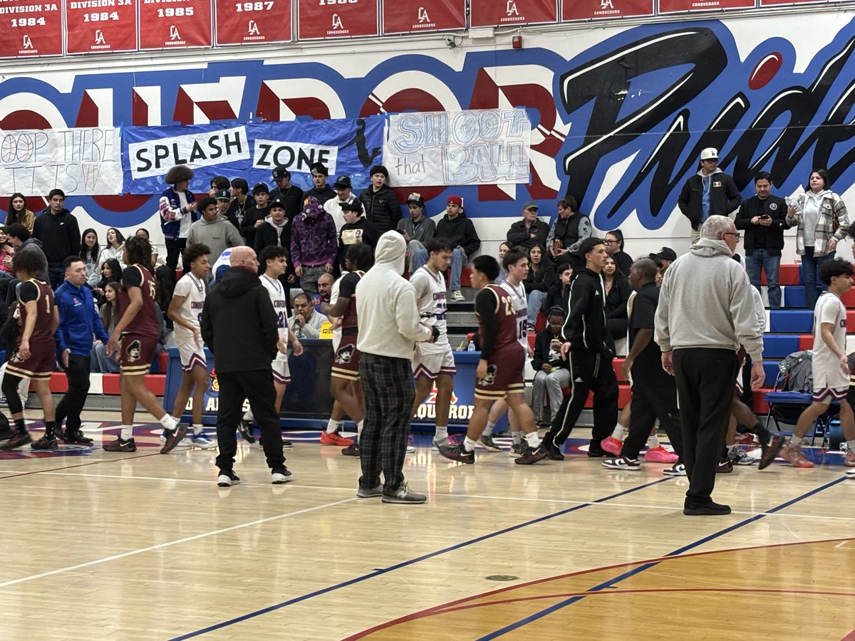 LosAltosHS's tweet image. LAHS Boys Varsity Basketball wins a nail biter against Bellflower HS 63-60 in the first round of the CIFSS Division 2A Playoffs. Way to work hard boys! #tobeaconqueror  #ProudToBeHLPUSD