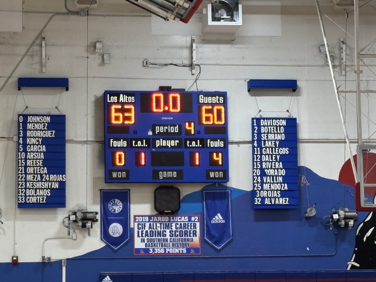 LosAltosHS's tweet image. LAHS Boys Varsity Basketball wins a nail biter against Bellflower HS 63-60 in the first round of the CIFSS Division 2A Playoffs. Way to work hard boys! #tobeaconqueror  #ProudToBeHLPUSD