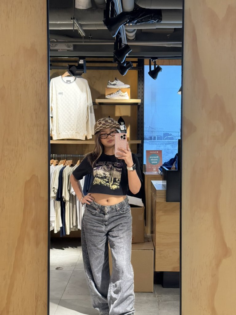 Nyckolette Madelo tweet media