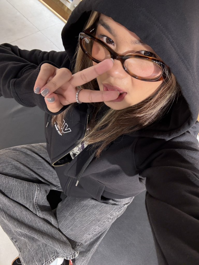 Nyckolette Madelo tweet media