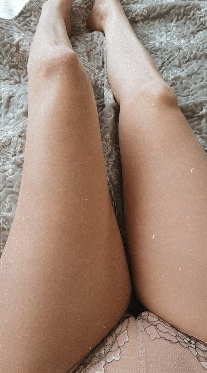 Сисиски мои в #нюдсочетверг,