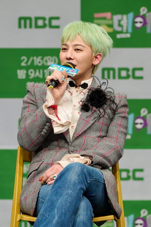 gdragonintl's tweet image. [📺GOOD DAY] &quot;I thought that since I&apos;m doing this, I want to leave something meaningful behind. If I&apos;m going to do it, I wanted to do it properly. I think this program will be remembered as a good day, literally.&quot; - GD

#GDRAGONxGoodDay #GDRAGON2025 @IBGDRGN