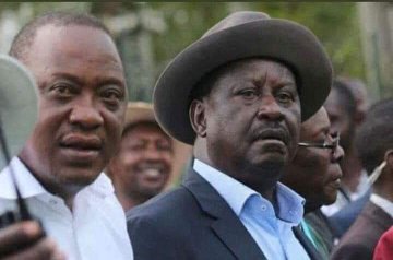 Amaliarenzy's tweet photo. Wahenga wakiona mwenye macho anaambiwa tazama😂 https://t.co/TRdgPyb2Ab