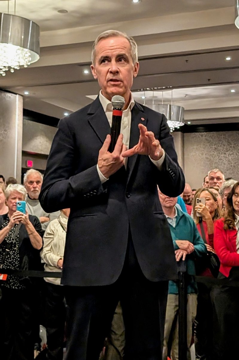 identitykrysis's tweet photo. Mark Carney has my vote for leader of the Liberal Party of Canada. ✨🇨🇦🍁
#ItsTimeToBuild #HeHasAPlan #TeamCanada @MarkJCarney @liberal_party https://t.co/eswWaxJTPo