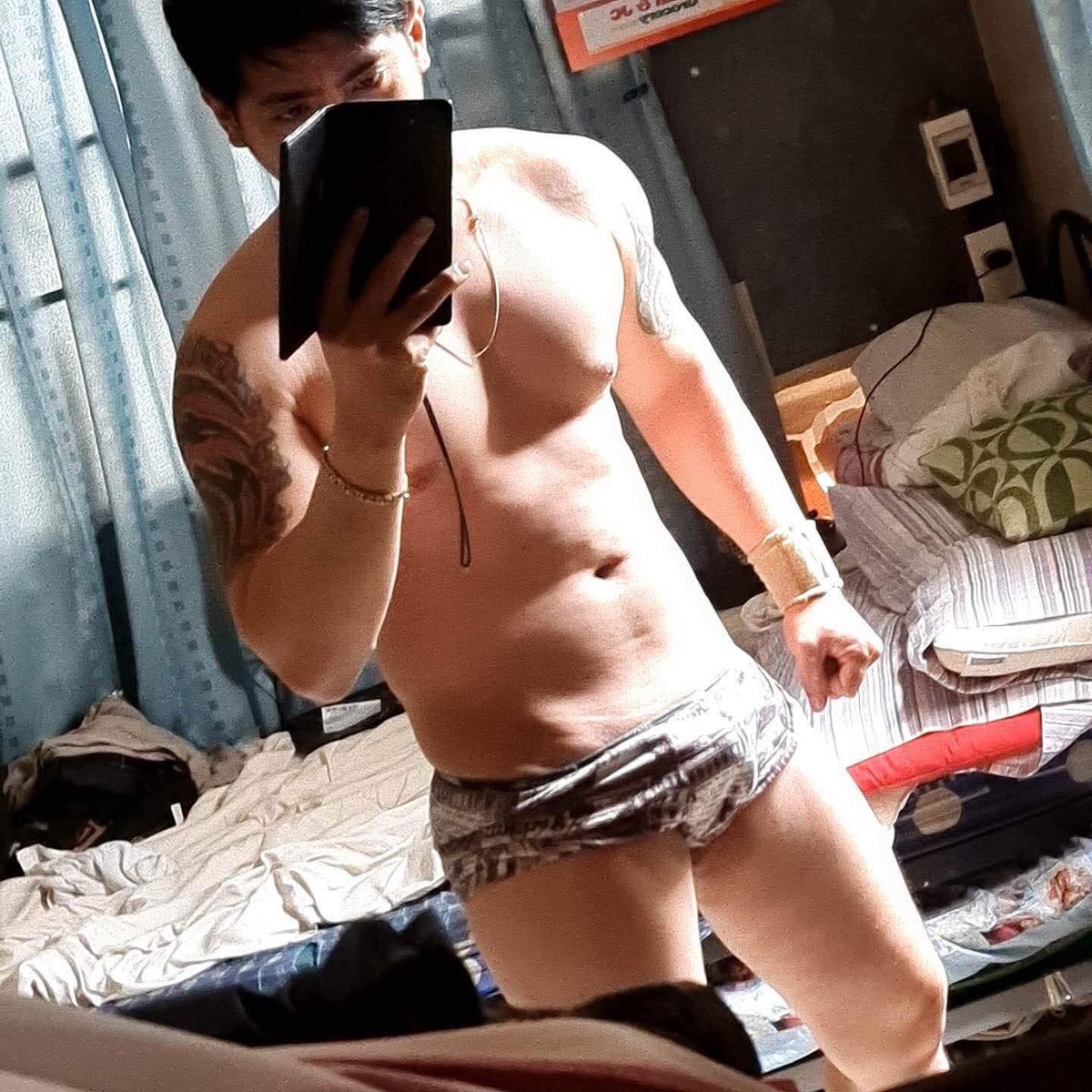 lessur112187's tweet photo. Hottie Daddy💦🤤😍 https://t.co/C3PnMbDw6t