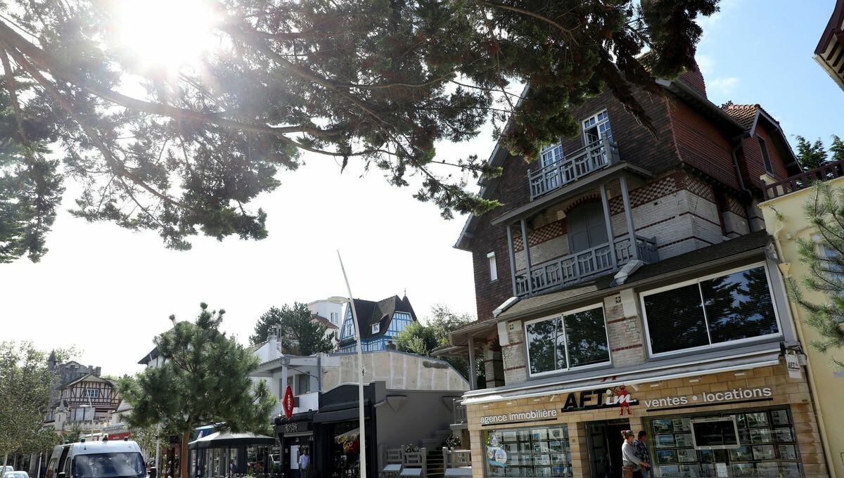 Le couple Macron a-t-il vendu sa villa au Touquet ?

➡️ l.ici.fr/Hie