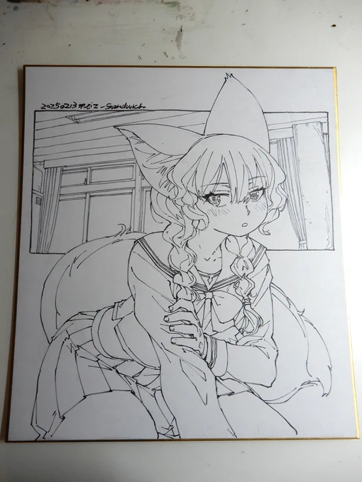 線画。途中まではショートでしたが、三つ編みに変更。 