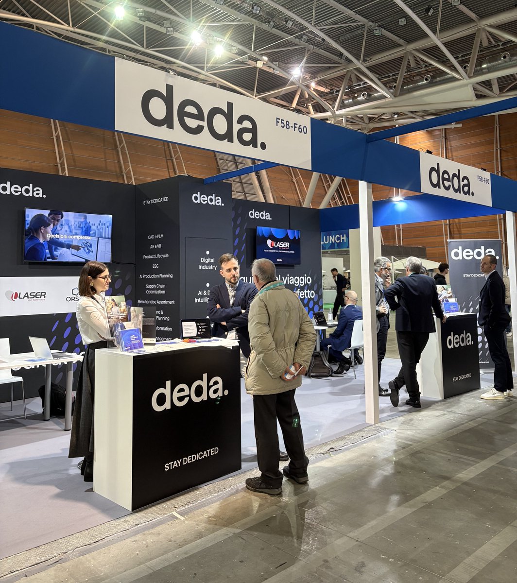 DEDAGROUP_ICT's tweet photo. Siamo a #Torino per @AeTfiera e i nostri esperti Enrico Bellinzona e Alessandro Repetto hanno mostrato come l'#IA possa migliorare l'efficienza operativa, abbattere i costi e favorire l'espansione del #business. 
🤝Ti aspettiamo allo stand F58-60 con Deda Bit, ORS Group e Laser! https://t.co/NcFgtCvZHs