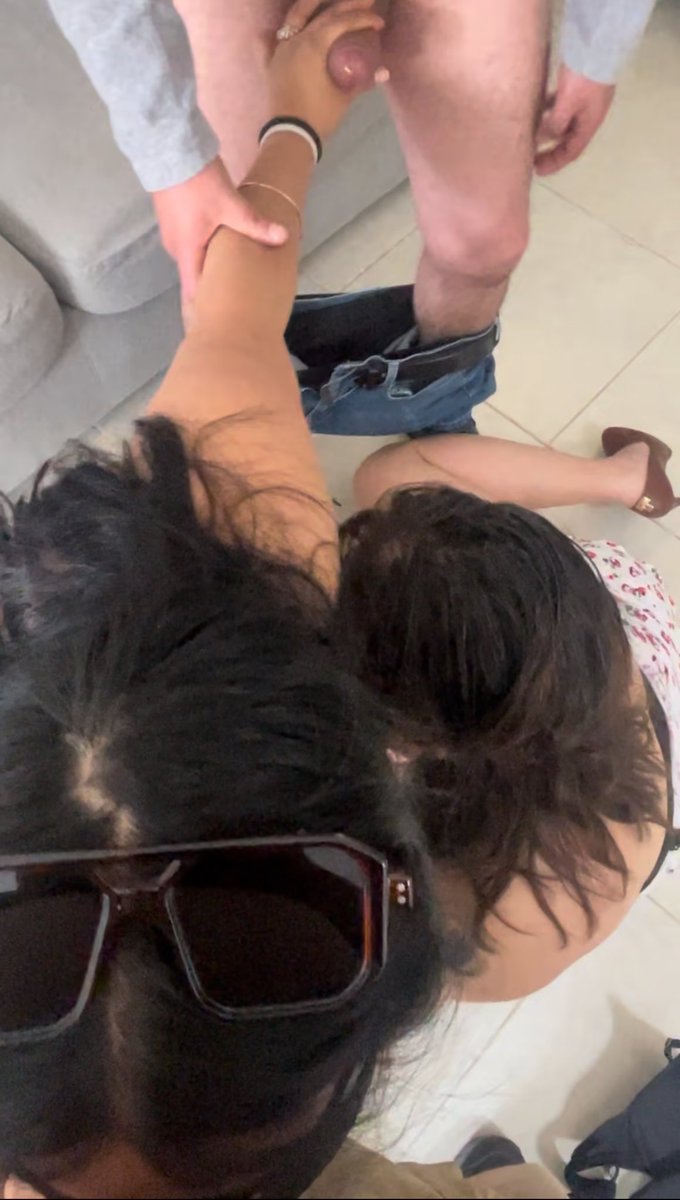 juanymarisw's tweet photo. SEXO LÉSBICO: INICIANDO A UNA ESPOSA DESEOSA…

Queremos su opinión acerca de estas imágenes que tenemos para ustedes.

Apoyen con 1,000 RETUITS para publicar el video y que disfruten de este rico contenido que estamos seguros les encantara🔥

El viernes lo estrenamos en telegram https://t.co/VylEz7mFBf