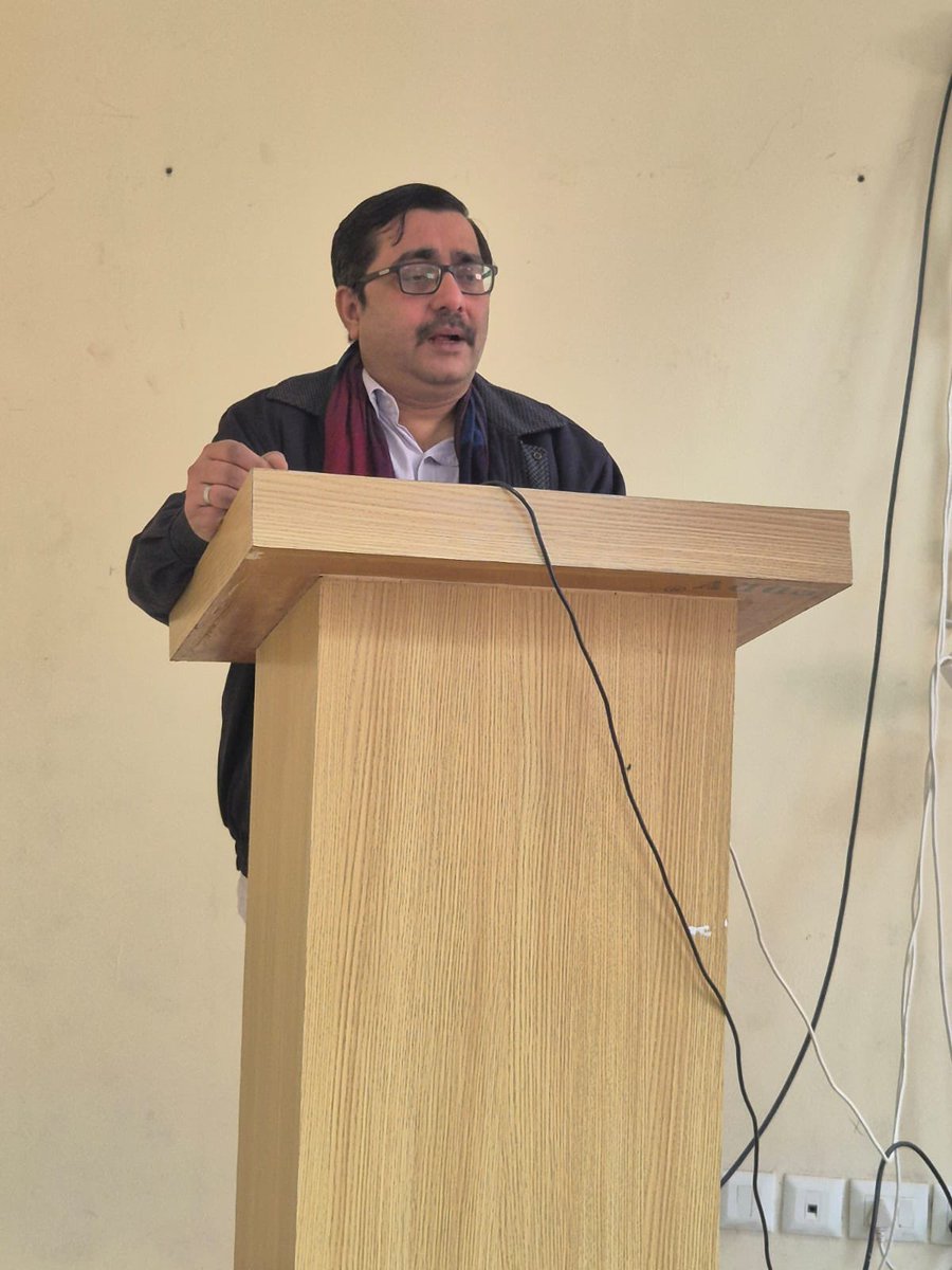 scnss_jnu's tweet image. @scnss_jnu hosted Dr Dhrubajyoti Bhattacharjee, Research Fellow, ICWA for a brainstorming session on “Growing Instability in Pakistan: Implications for India”.
@JNU_official_50 @kumaraswamyJNU @amitsinghjnu @LaxmanKBehera @drtyagigaurav @AayushiKetkar