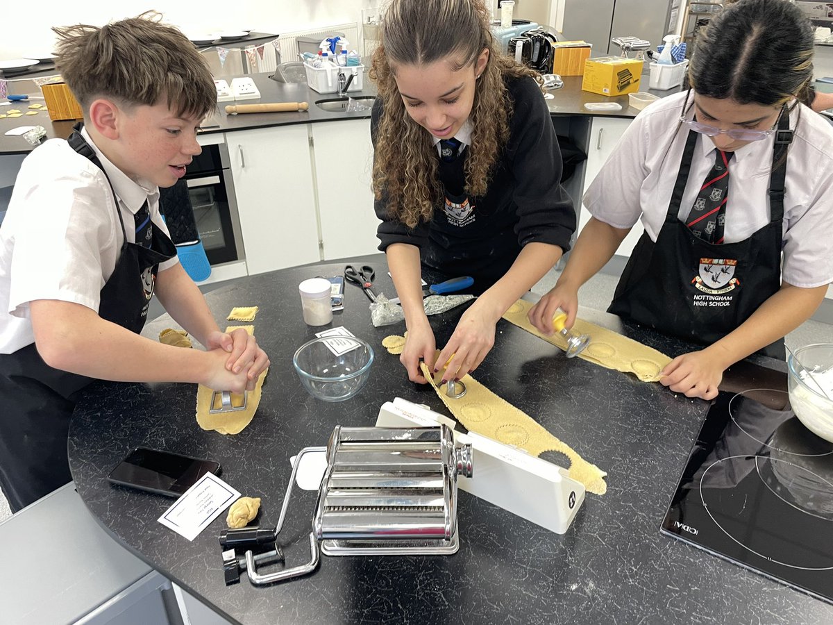 Food and Nutrition at Nottingham High School tweet media