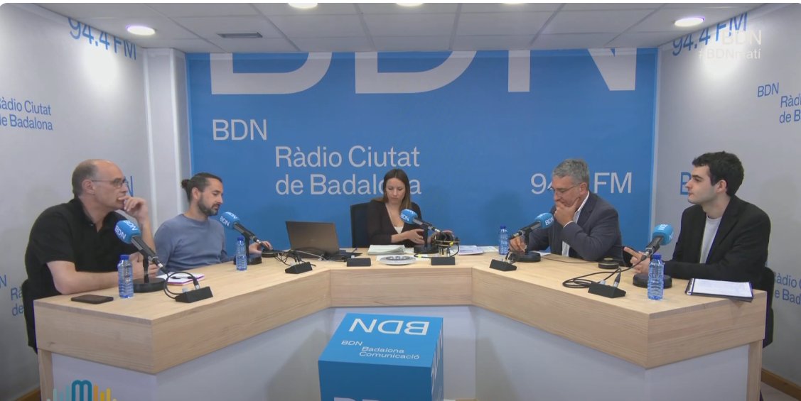 Celebrant l'efemèride d'avui, #DiaMundialdelaRadio, voldria aprofitar l'ocasió per reivindicar la feina que fan els amics de <a href="/bdncom/">Badalona Comunicació</a> i, especialment, del <a href="/BadalonaMati/">BDNmatí</a>.

#Badalona gaudeix d'un excel·lent servei públic de gran qualitat humana amb el que fa goig col·laborar.