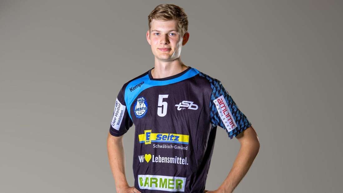 Yannik Leichs, einstiges Handballtalent, kehrt nach Jahren in der 3. Liga für Plochingen zu seinem Heimatverein TSB Gmünd zurück. 🏐
➡️ow.ly/PSVj50UYAI1
