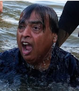 manvendraverma7's tweet image. तूम्है कुंभ नहाते देख,
शोयब बत्तर नाले में कूदा 😄