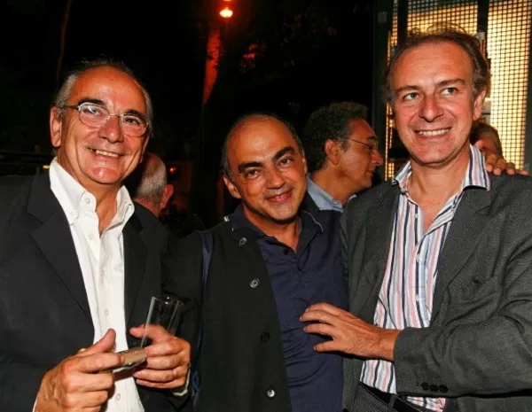 Casimir_Noir's tweet photo. @Panamza @BOROWSKIMIKE @pierrejovanovic 45:30 #PierreJovanovic reproche à #MoradElHattab d'accuser Jean-Paul Mulot (ex #Figaro et proche de #XavierBertrand) d'être un pédo juste parce que son contact figure dans le blackbook de #JeffreyEpstein https://t.co/FjufuWovOC
