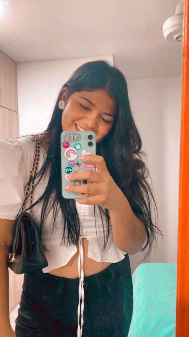 Ornela_Medrano's tweet photo. Time to get to work, see y'all soon... 🥰🥰🥰 https://t.co/hsd772tMGX