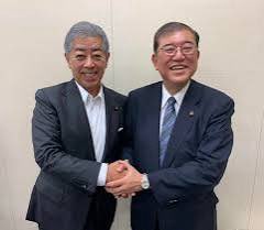 7Znv478Zu8TnSWj's tweet photo. 石破、岩屋の「岩石コンビ」が
失脚する日も近いかも知れない。 https://t.co/5OBw1KdIBS