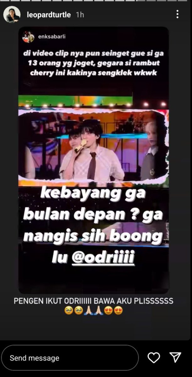 acoustic_forSHU's tweet photo. Nah ada lagi… gengnya ngatain cheol kakinya sengklek https://t.co/AhJGLCvwwf