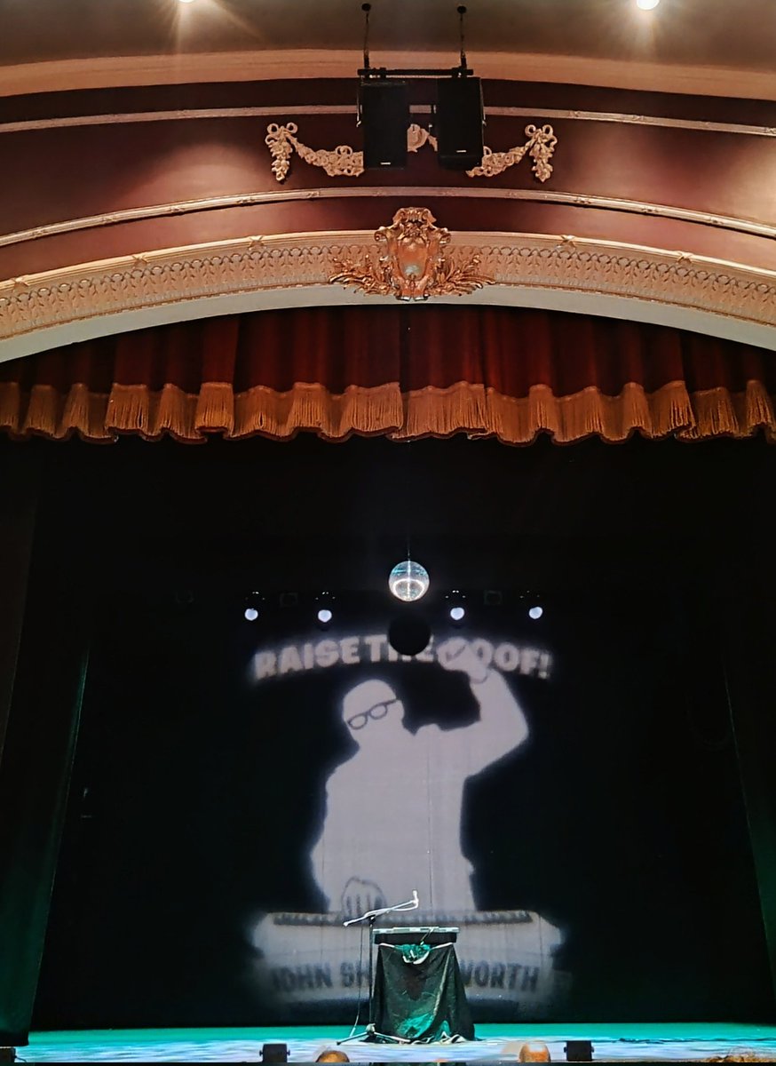 Oof! What a way to celebrate Midweek <a href="/johnshuttlewrth/">John Shuttleworth</a> <a href="/TRwinchester/">Theatre Royal Winchester</a>