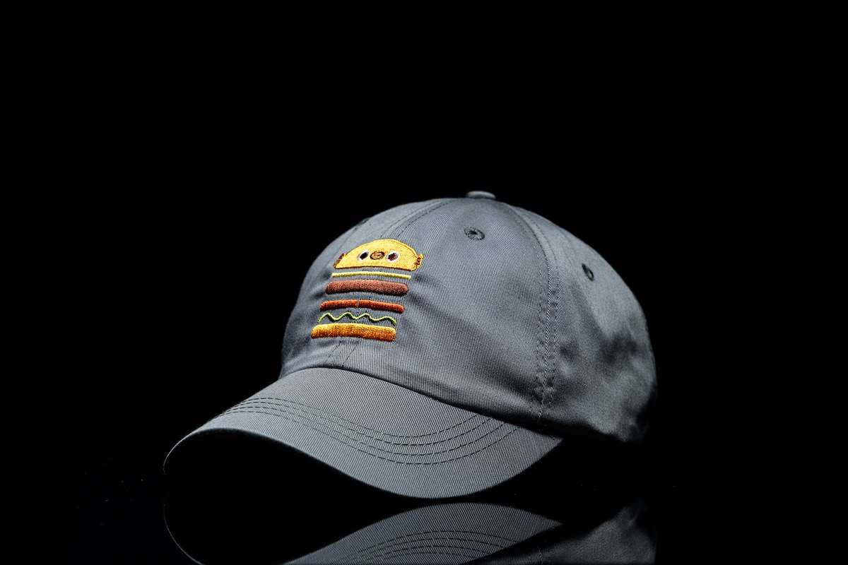 VAXEE_LifeStyle's tweet photo. The healing-style hats are finally here! 🎉

As previously mentioned, the sample of the healing-style hat is finally completed!

This hat is not only cute, but the embroidery design brings you a sense of warmth and healing ❤️. We hope it will make you fall in love with it and never want to take it off!

Don’t believe it? Check out the real-life photos, and we’re sure you’ll be smitten! 💖

※The image is of the current sample. The official product will be announced after some minor adjustments.