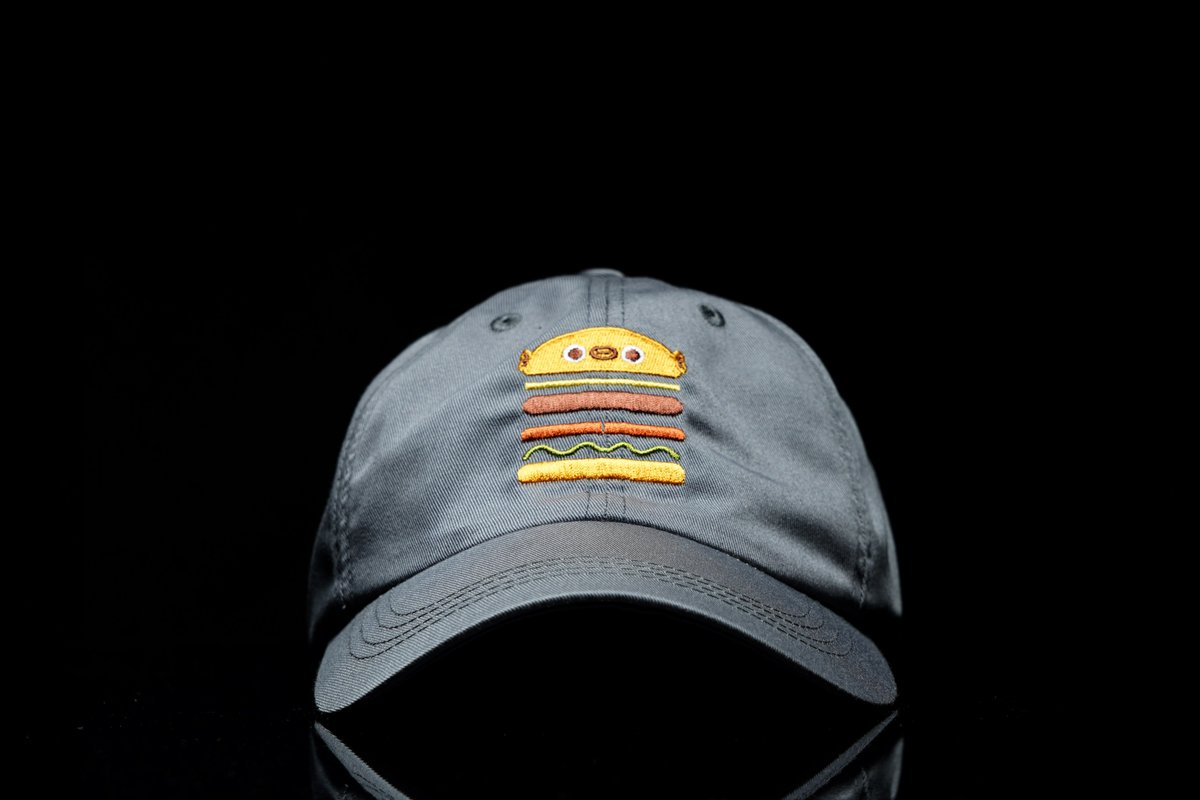 VAXEE_LifeStyle's tweet photo. The healing-style hats are finally here! 🎉

As previously mentioned, the sample of the healing-style hat is finally completed!

This hat is not only cute, but the embroidery design brings you a sense of warmth and healing ❤️. We hope it will make you fall in love with it and never want to take it off!

Don’t believe it? Check out the real-life photos, and we’re sure you’ll be smitten! 💖

※The image is of the current sample. The official product will be announced after some minor adjustments.