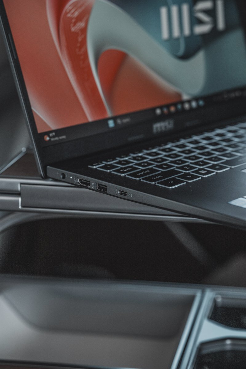 MSITweetsZA's tweet image. Work anywhere, anytime with the MSI Modern Series! 💼✨

Stay productive on the go with a lightweight design, powerful performance, and all-day battery life.

No Matter where you are, your work moves with you. 💻

Buy Now: msi.gm/SD6DCF4E

#MSIModern #workandtravel
