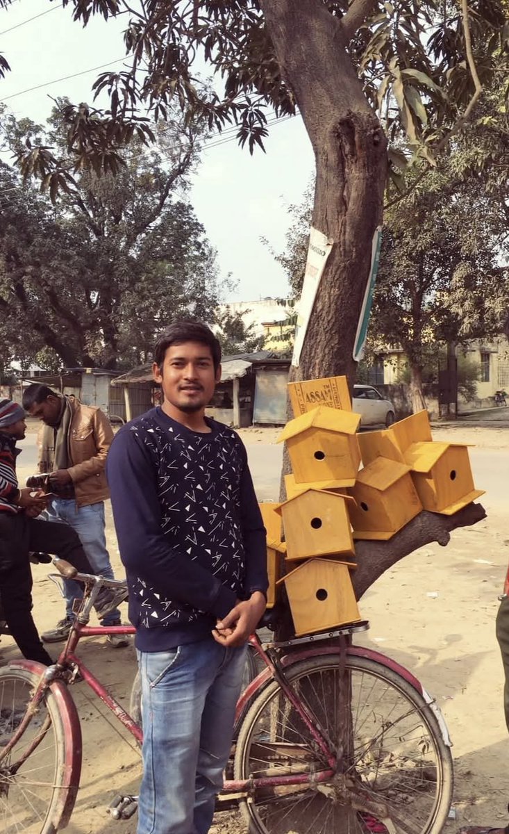 MGE_ALOK's tweet image. पक्षियों के जीवन को संरक्षण प्रदान करने हेतु|

 आप सभी मित्रों से निवेदन है कि पक्षियों को बचाने के लिए घर के भोजन पानी की उचित व्यवस्था करें|
#SaveBirds 🐦🦜🕊️ #SaveEcosystem