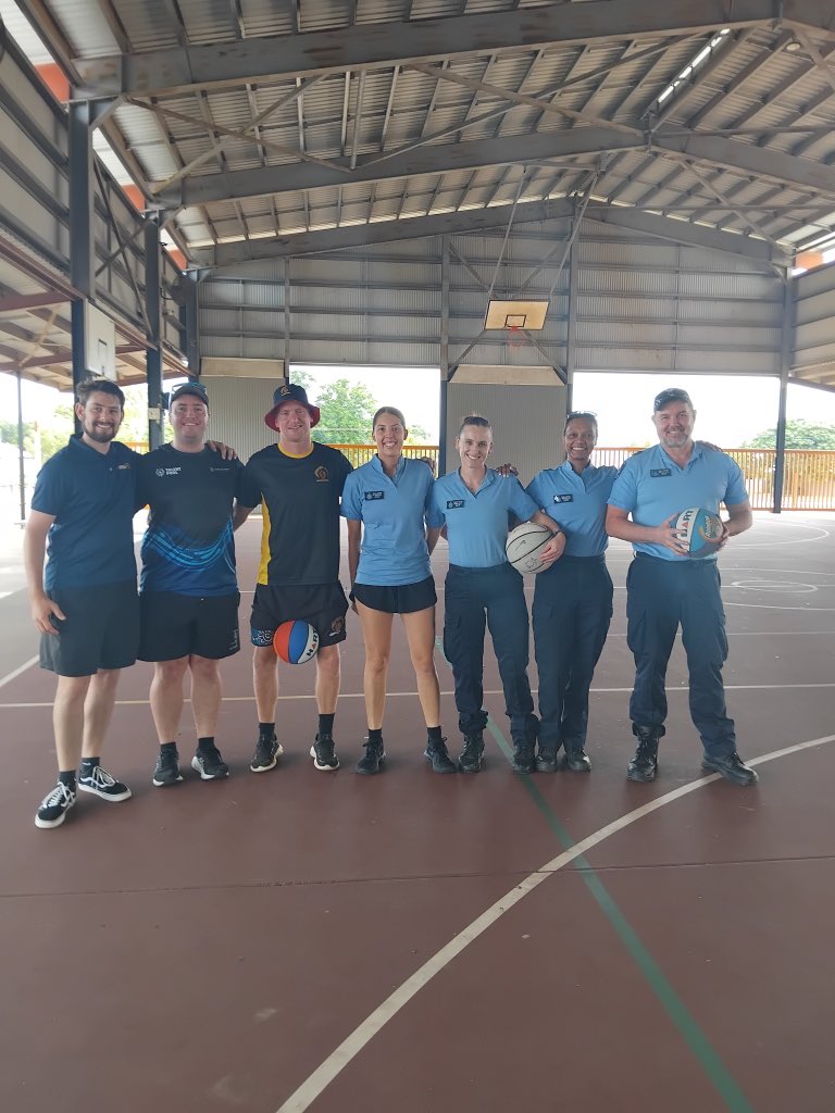 Catching up with the local kids at the Wyndham recreational centre to shoot some hoops. Sweaty but fun #fb.