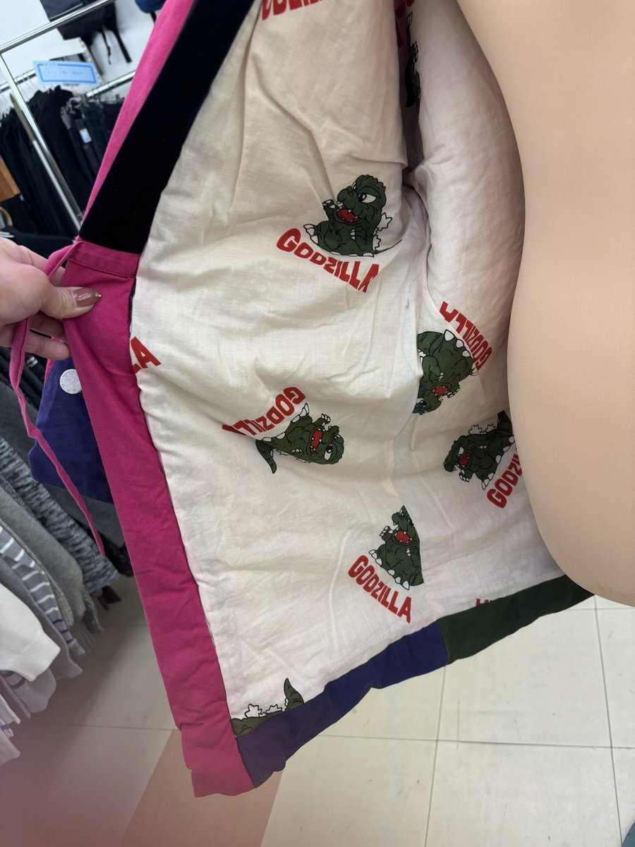 kingfamilyKANTO's tweet photo. 【羽生店】
〜オススメ〜
取り置き・移送、不可となります
御来店お待ちしております♪
羽生HPはこちら
https://t.co/en4iPWyY9d
#羽生市 #キングファミリー
#リサイクル #GOOZILLA https://t.co/grsrGg7QIY