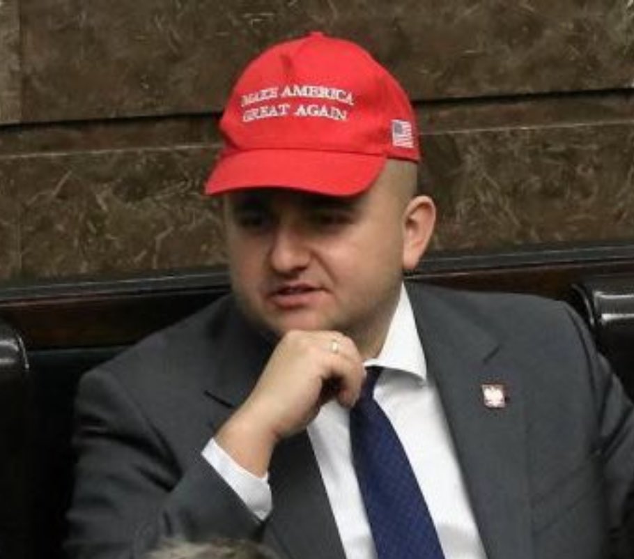 GjpziokWEAAx9vR?format=jpg