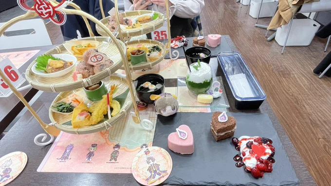 アニカフェいった!!はせべコースター自引きできたよ 