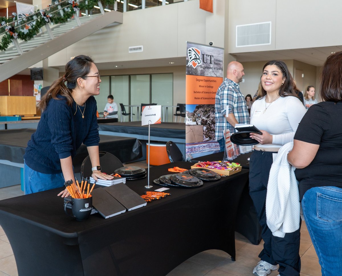 utpb's tweet photo. See for yourself what it's like to be a Falcon ๐ฆ
You won't want to miss Falcon Day this Saturday, Feb. 15 at 10a.m. ๐ฅ
Register: https://t.co/Vq4moIWkEi
#UTPB #FalconDay #FalconsUp https://t.co/nPbqQPyfgi
