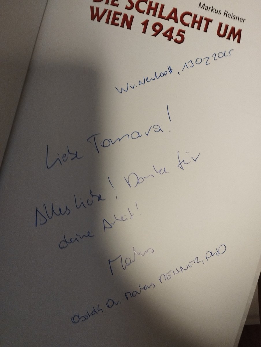 ScheerTamara's tweet photo. Back to Austrian Military Academy in #WienerNeustadt #milak - thank you #MarkusReisner for the invitation to talk with you and the students about diversity and the Austro-Hungarian officer :-) https://t.co/LyfuDnz9q8